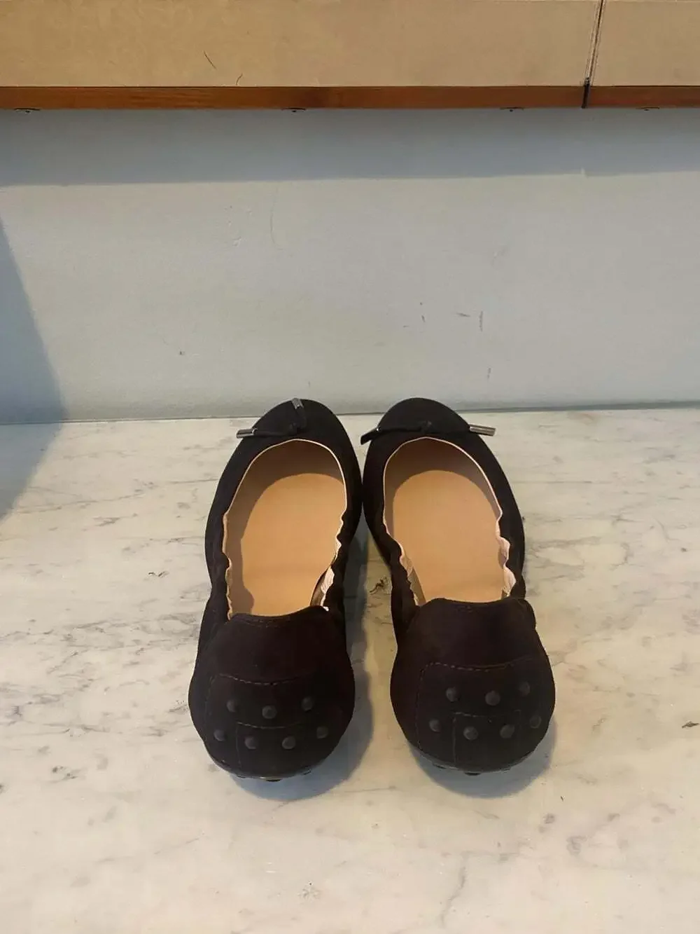 Tod's Shoes Womens Size 8.5 Brown Suede Ballet Flats Bow Non Slip Sole Casual